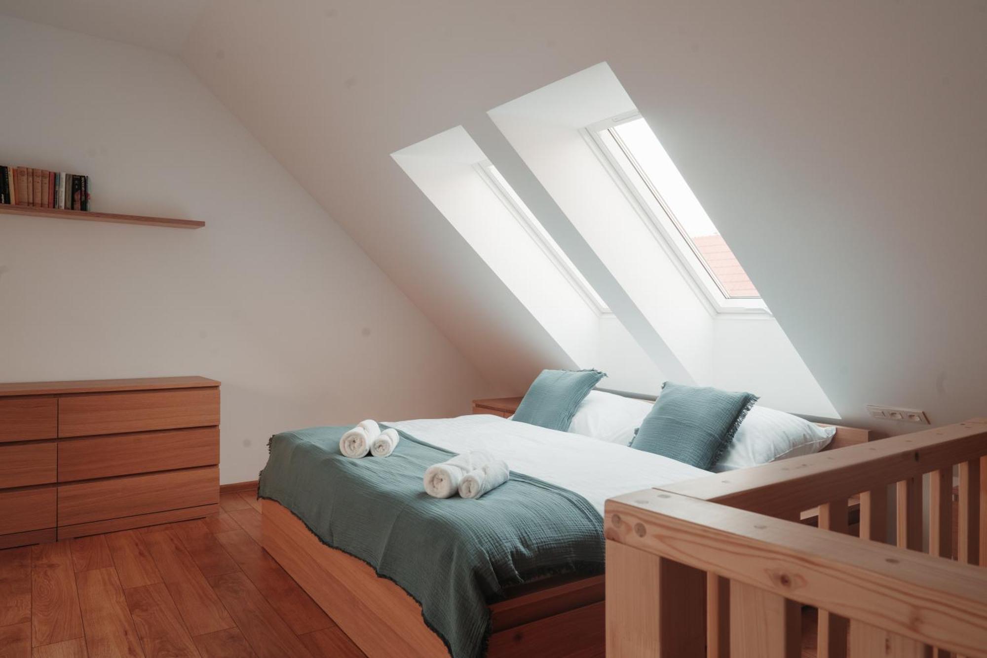Hviezdoslavova Apartments, Trnava Centre, Parking Available Εξωτερικό φωτογραφία
