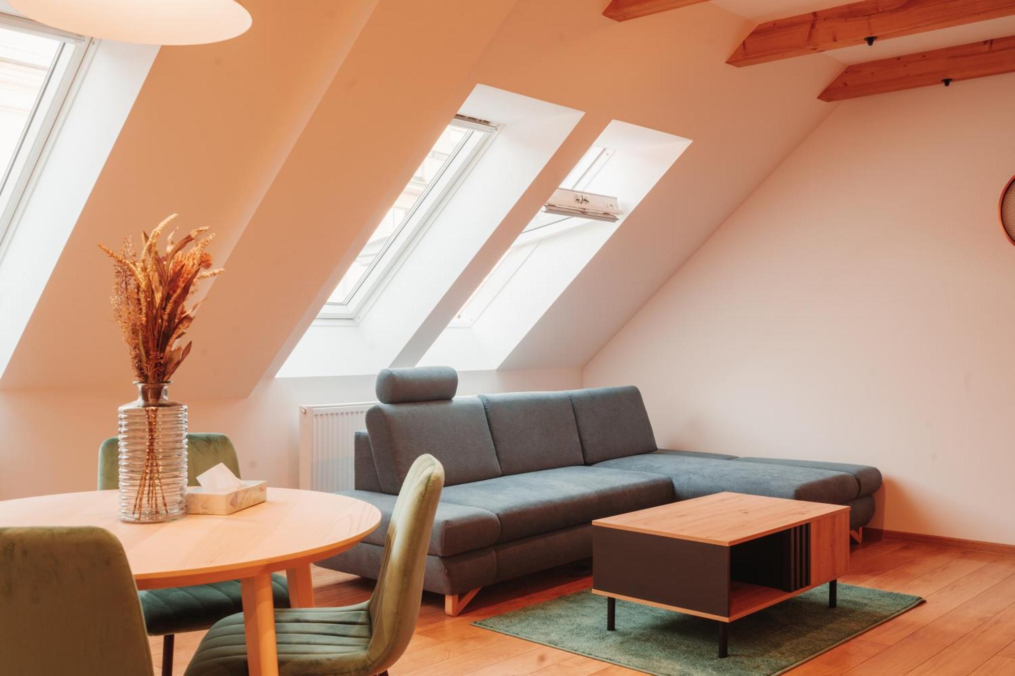 Hviezdoslavova Apartments, Trnava Centre, Parking Available Εξωτερικό φωτογραφία