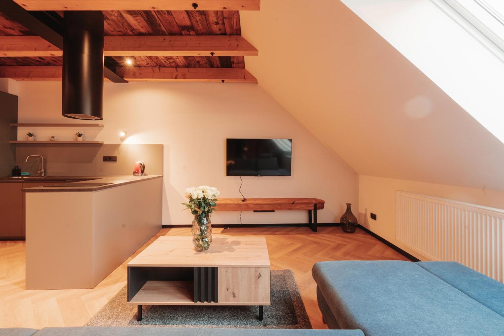 Hviezdoslavova Apartments, Trnava Centre, Parking Available Εξωτερικό φωτογραφία