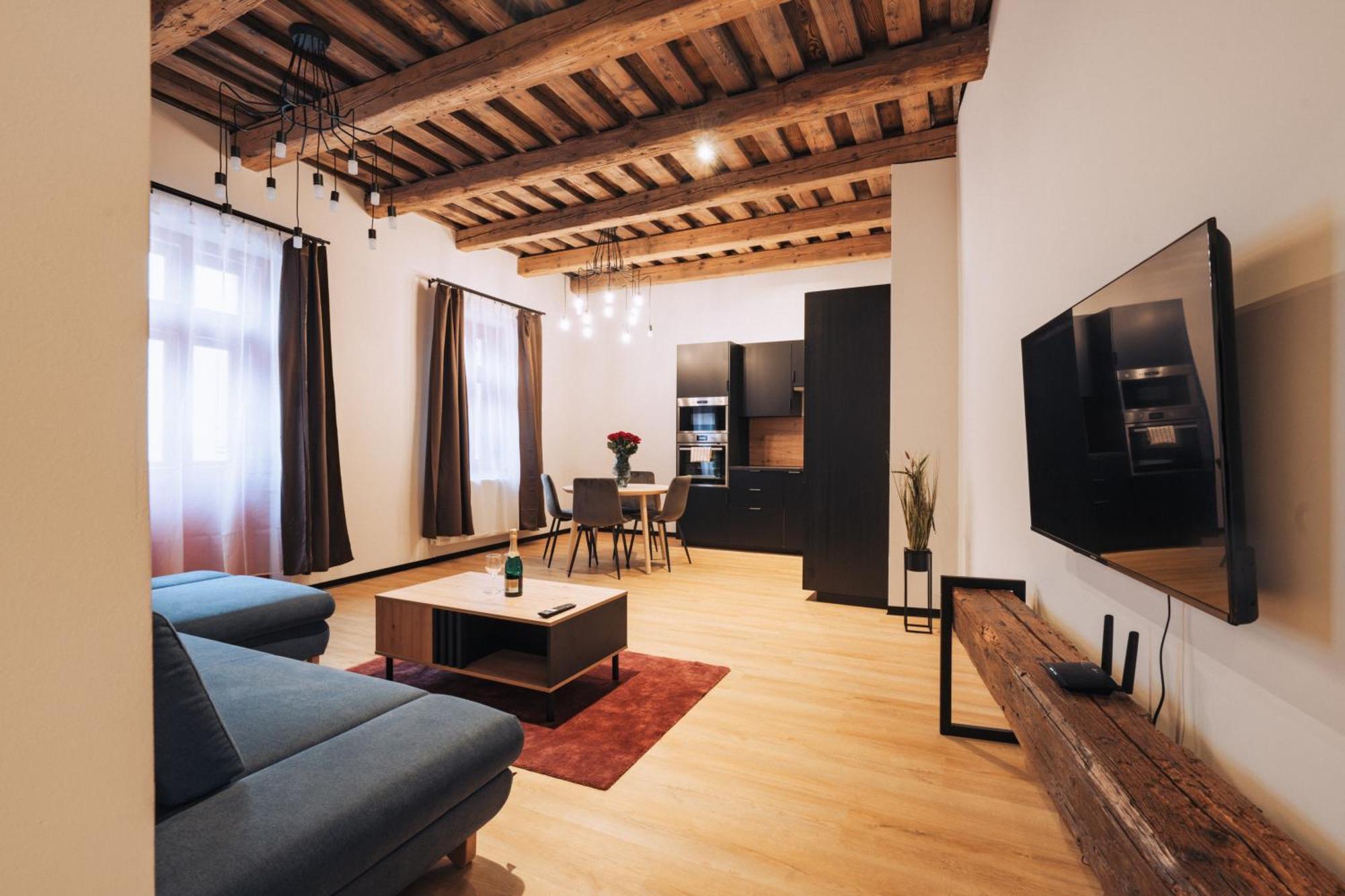 Hviezdoslavova Apartments, Trnava Centre, Parking Available Εξωτερικό φωτογραφία